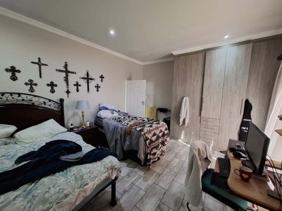 4 Bedroom Property for Sale in Park West Free State